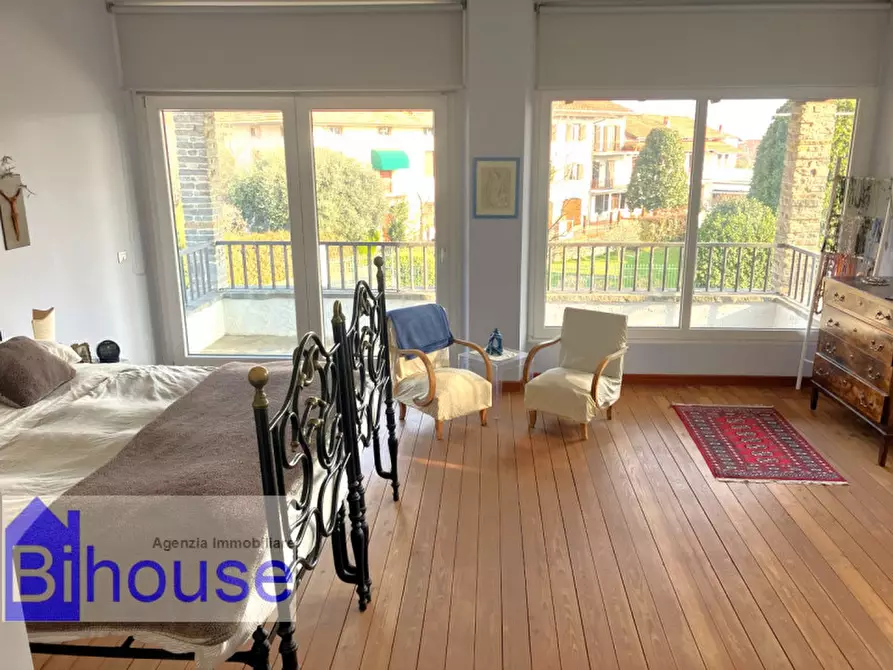 Immagine 18 di Villa in vendita  a Candelo