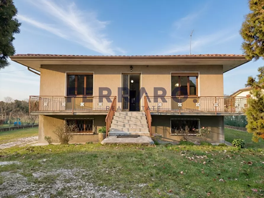 Immagine 2 di Casa indipendente in vendita  a Povegliano