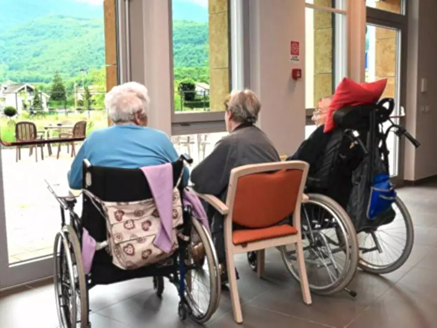 Immagine 1 di Ufficio in vendita  in CERVIA a Cervia