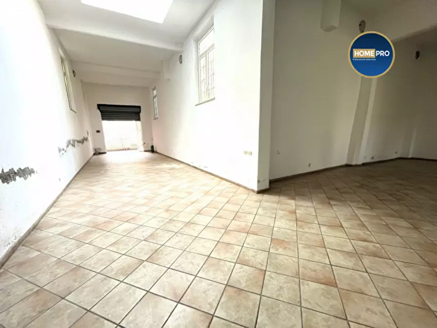 Immagine 9 di Magazzino in vendita  in Via Borghese a Civitavecchia