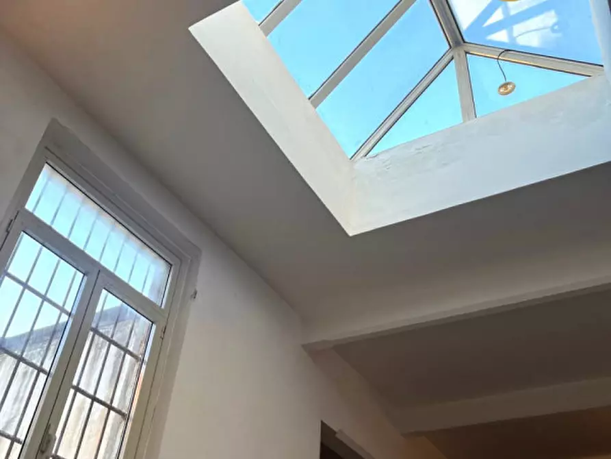 Immagine 10 di Magazzino in vendita  in Via Borghese a Civitavecchia