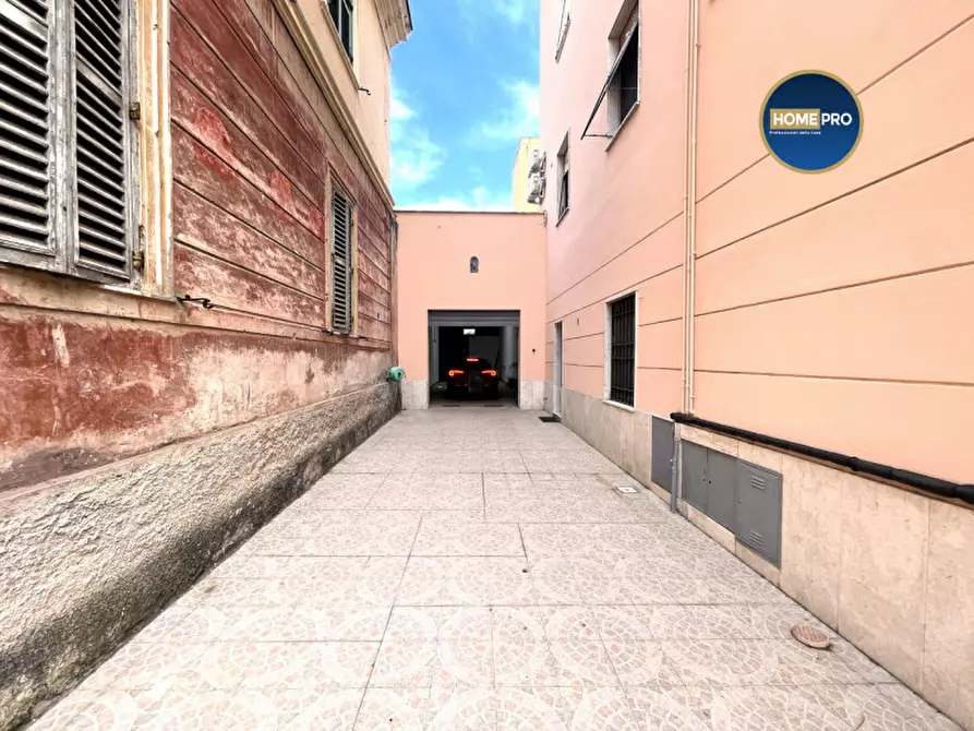 Immagine 14 di Magazzino in vendita  in Via Borghese a Civitavecchia