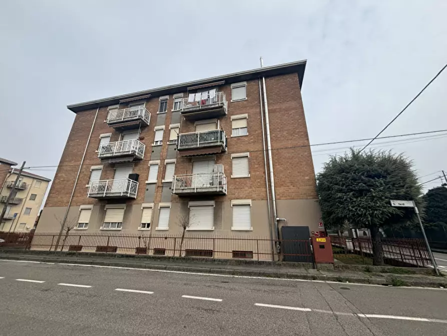 Immagine 13 di Appartamento in vendita  in Via Leonardo da Vinci 15 a Gorla Maggiore