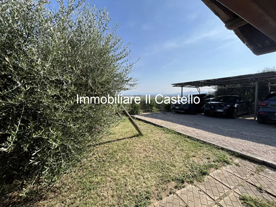 Immagine 8 di Agriturismo in vendita  in VILLASTRADA a Castiglione Del Lago