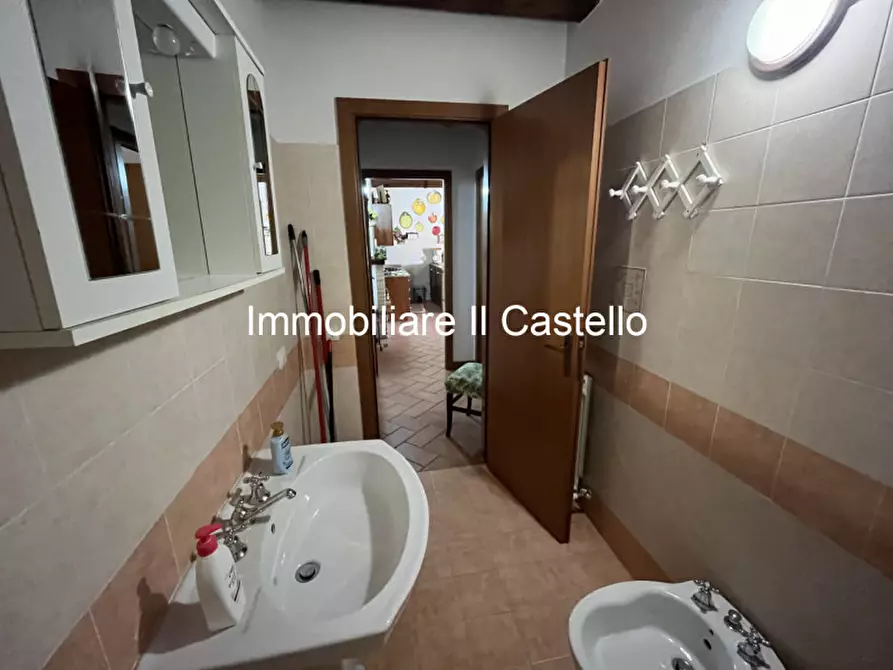 Immagine 16 di Agriturismo in vendita  in VILLASTRADA a Castiglione Del Lago