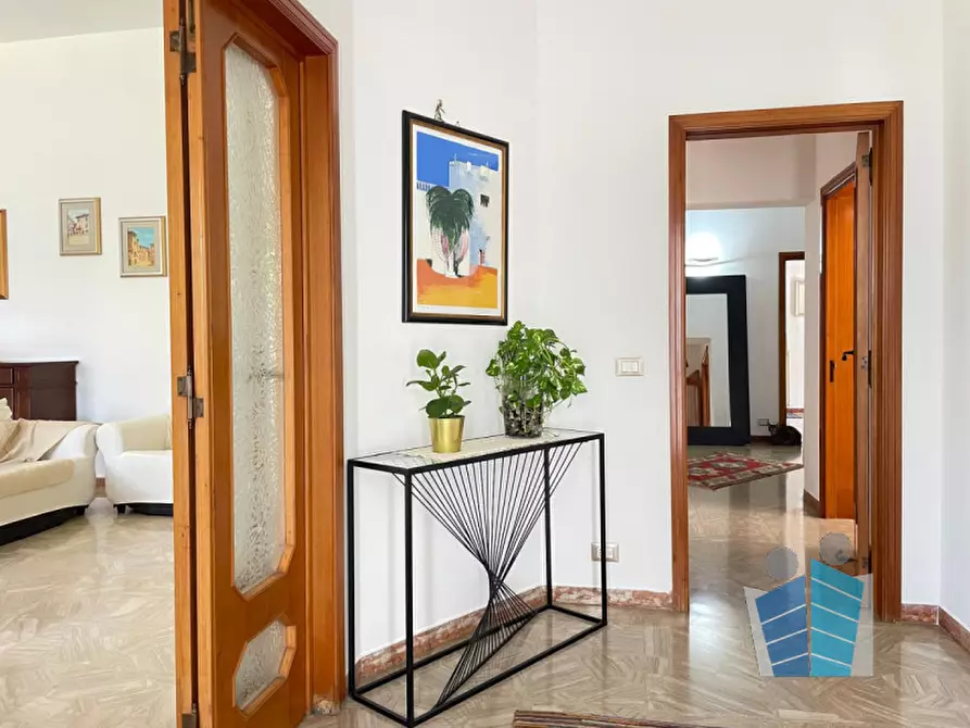 Immagine 4 di Casa bifamiliare in vendita  in via Salvatore Allende, 1 a Lequile