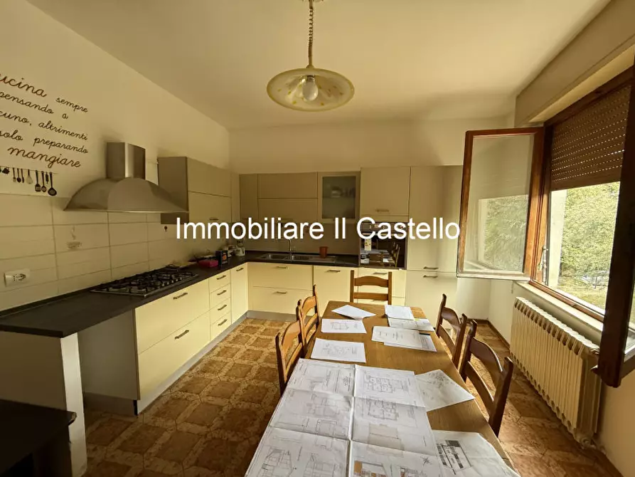 Immagine 3 di Appartamento in vendita  in Viale Roma a Paciano