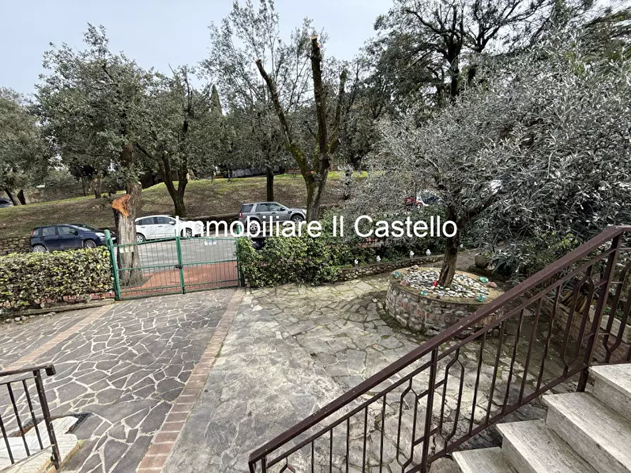 Immagine 7 di Appartamento in vendita  in Viale Roma a Paciano