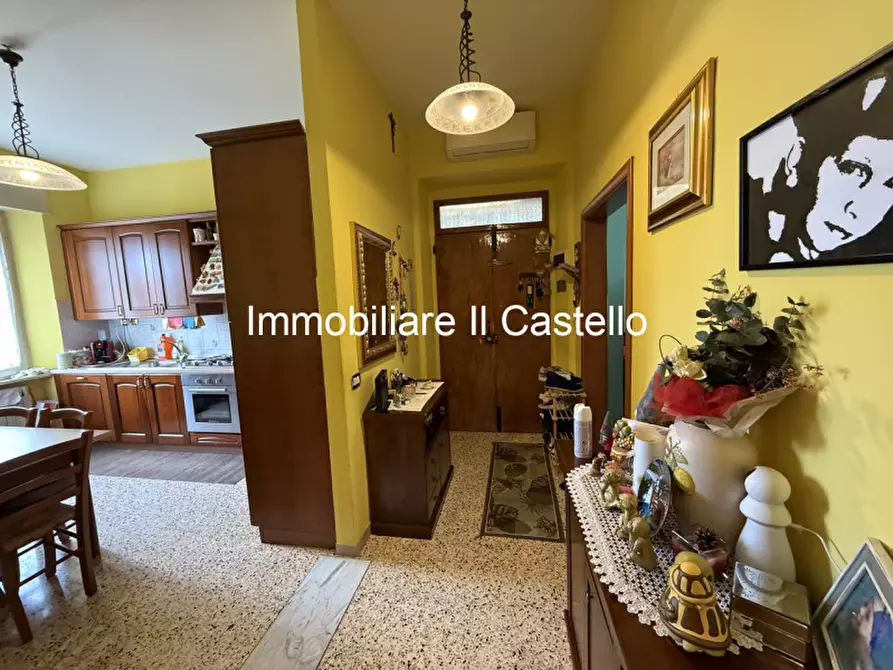Immagine 10 di Appartamento in vendita  in Viale Roma a Paciano