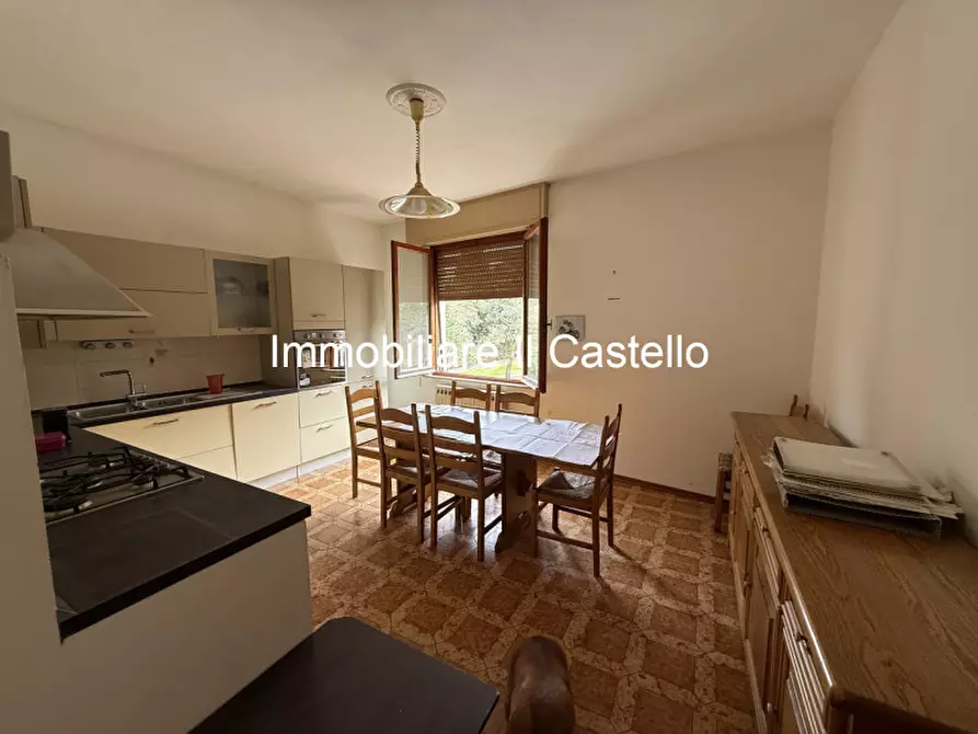 Immagine 17 di Appartamento in vendita  in Viale Roma a Paciano