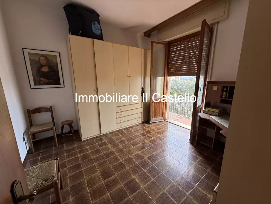 Immagine 20 di Appartamento in vendita  in Viale Roma a Paciano