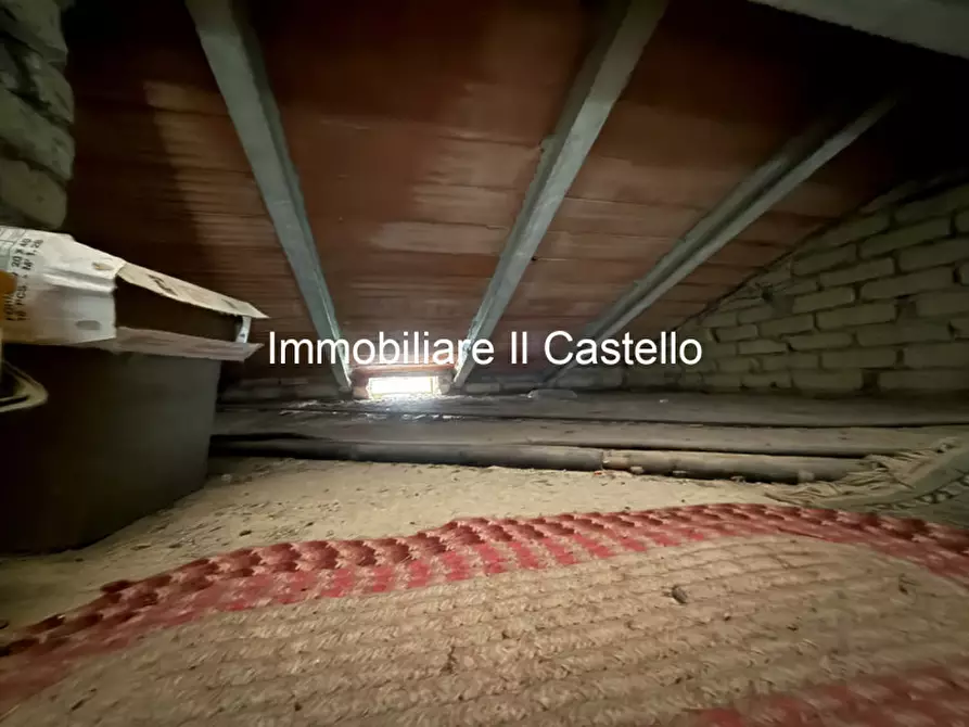 Immagine 25 di Appartamento in vendita  in Viale Roma a Paciano