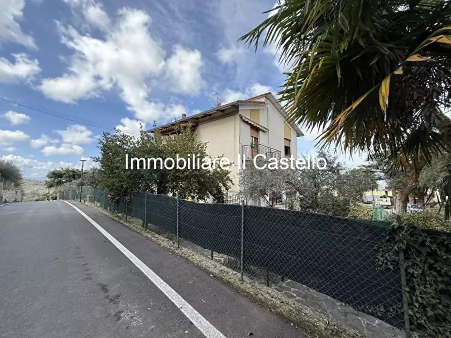 Immagine 29 di Appartamento in vendita  in Viale Roma a Paciano