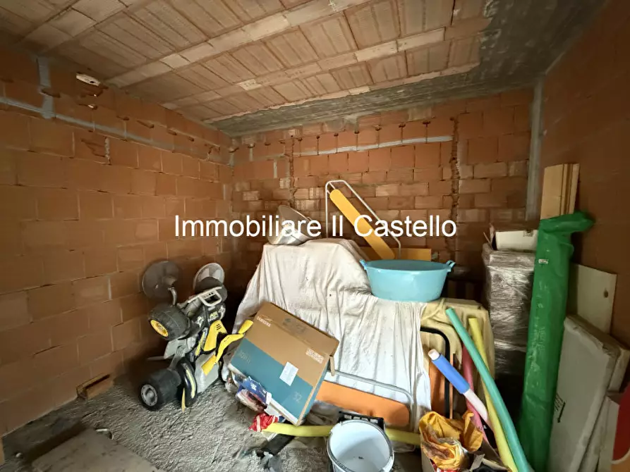 Immagine 33 di Appartamento in vendita  in Viale Roma a Paciano