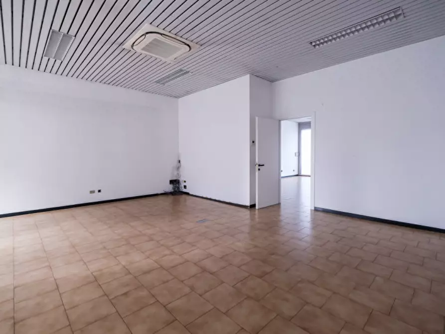 Immagine 21 di Ufficio in vendita  in Viale Europa 12 a Vicenza