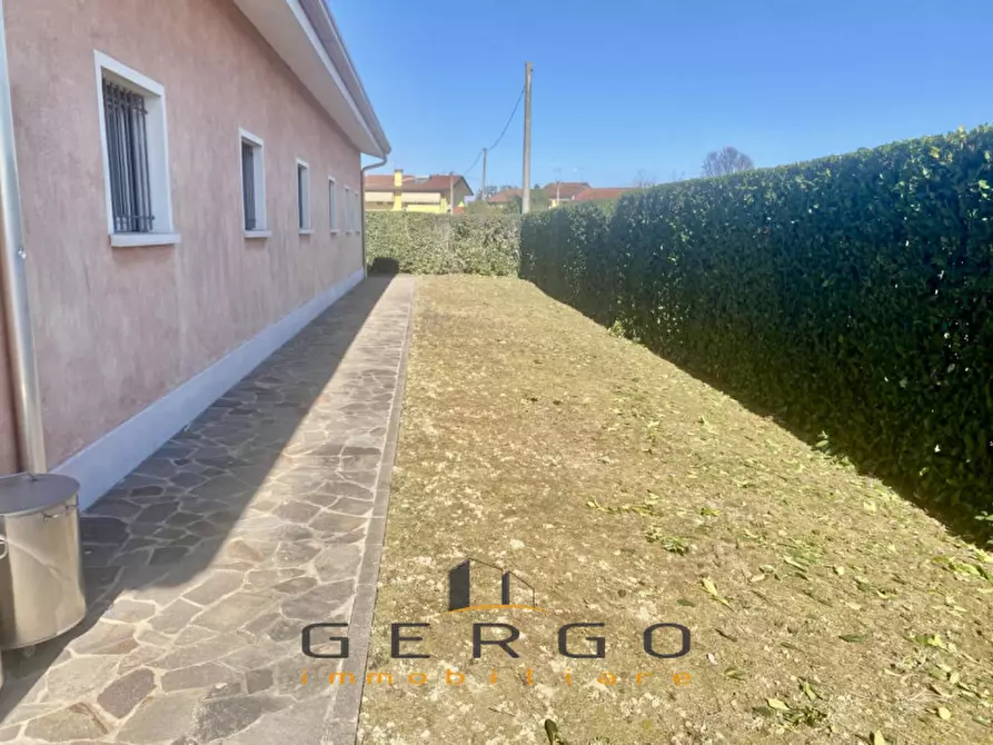 Immagine 26 di Casa indipendente in vendita  in Via San Pietro a Villa Del Conte