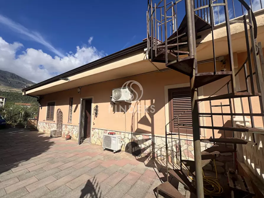 Immagine 26 di Villa in vendita  in Via Rosolino Pilo 165 a Carini