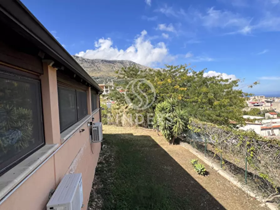 Immagine 31 di Villa in vendita  in Via Rosolino Pilo 165 a Carini