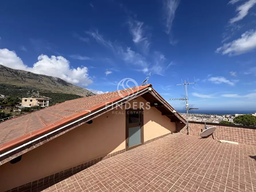 Immagine 32 di Villa in vendita  in Via Rosolino Pilo 165 a Carini