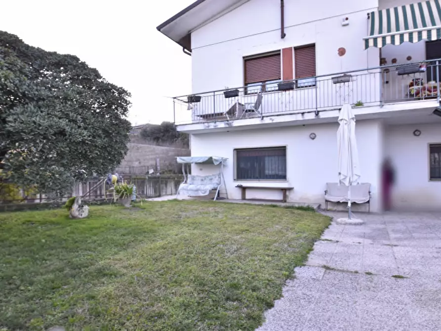 Immagine 2 di Appartamento in vendita  in via rainera 1 a Sona