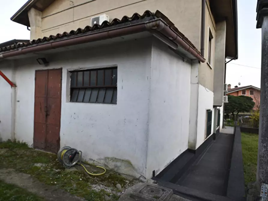 Immagine 28 di Appartamento in vendita  in via rainera 1 a Sona