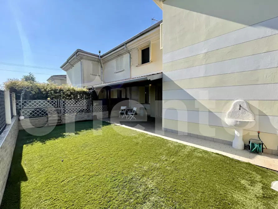 Immagine 5 di Casa bifamiliare in vendita  in VIA CUSTOZA 73 a Montichiari