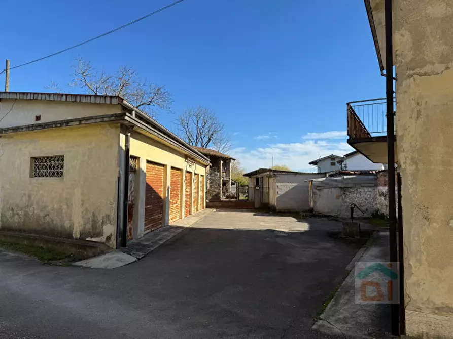 Immagine 10 di Magazzino in vendita  in Via Giuseppe Verdi civ. 47-51a a Ruda