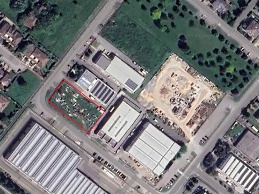 Immagine 2 di Terreno in vendita  in Via Aldo Moro a Cavezzo