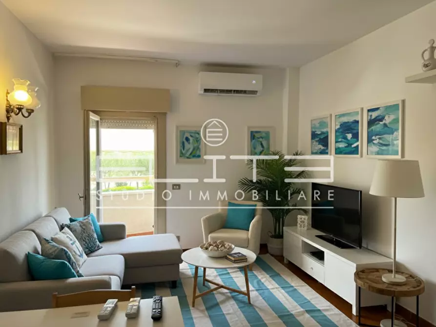 Immagine 1 di Appartamento in vendita  in VIALE CRISTOFORO COLOMBO 100 a Porto Recanati