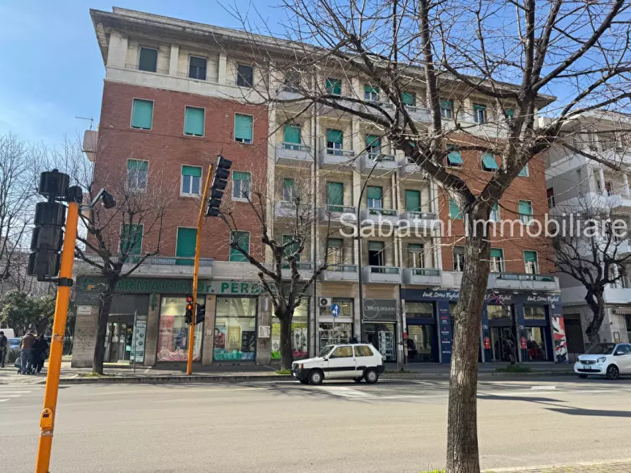 Immagine 1 di Appartamento in vendita  in Viale Vittoria Colonna, 104 a Pescara