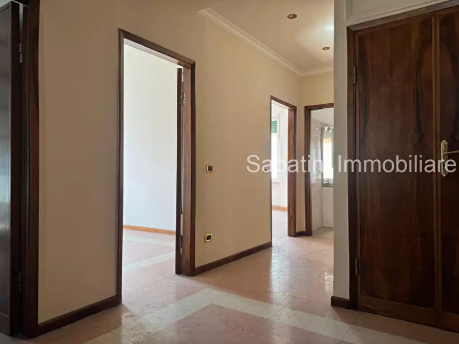 Immagine 17 di Appartamento in vendita  in Viale Vittoria Colonna, 104 a Pescara