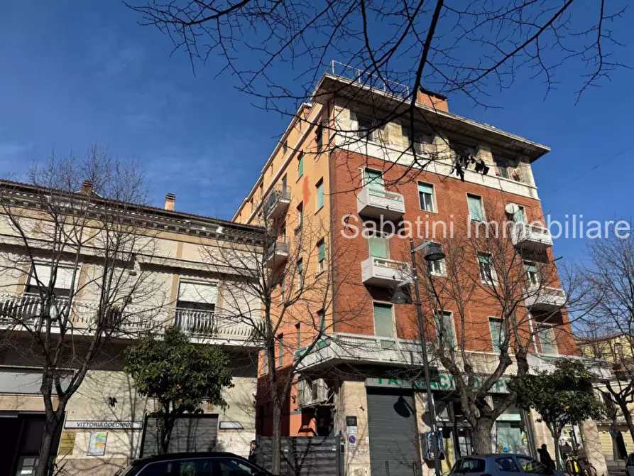 Immagine 26 di Appartamento in vendita  in Viale Vittoria Colonna, 104 a Pescara