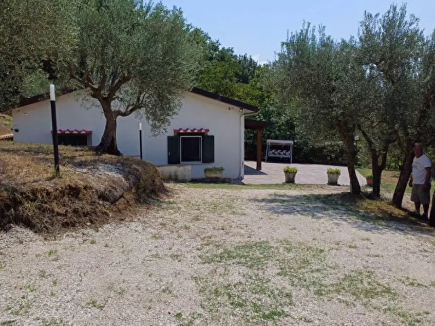 Immagine 1 di Casa indipendente in vendita  in Contrada Piani snc a Muro Lucano