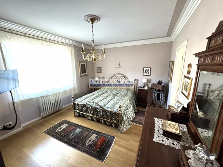 Immagine 11 di Villa in vendita  in Via Tommaso Dal Molin a Desenzano Del Garda