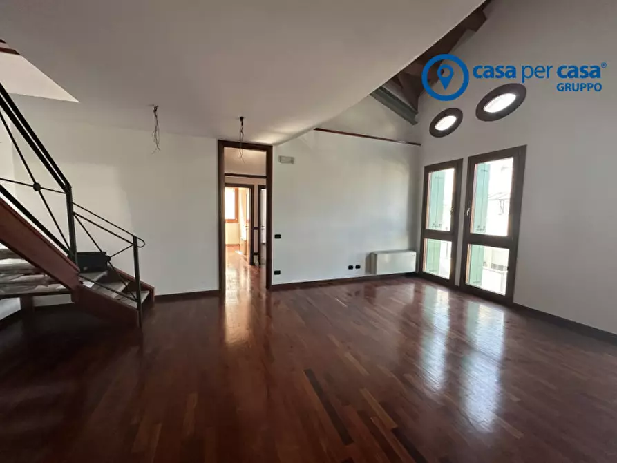 Immagine 10 di Appartamento in vendita  in Via Nazario Sauro a Rovigo