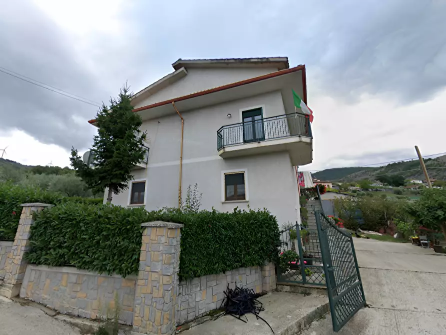 Immagine 7 di Appartamento in vendita  in Loc. Monte - Murgialunga a Brienza