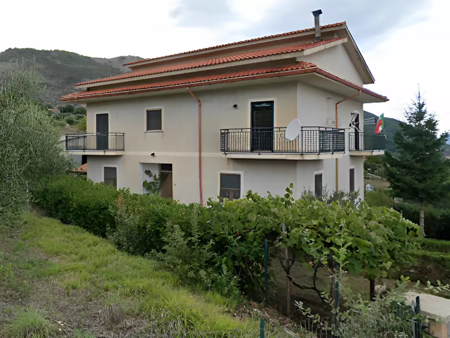 Immagine 8 di Appartamento in vendita  in Loc. Monte - Murgialunga a Brienza