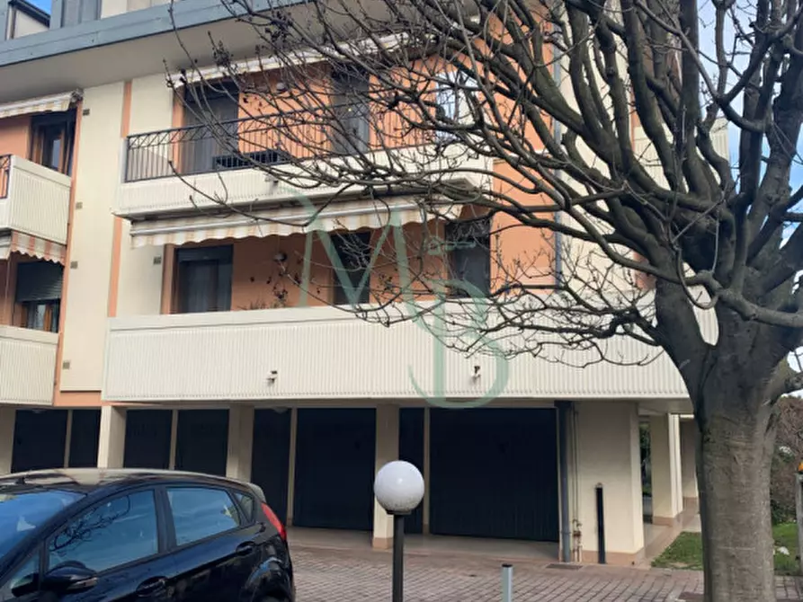 Immagine 5 di Appartamento in vendita  a Padova