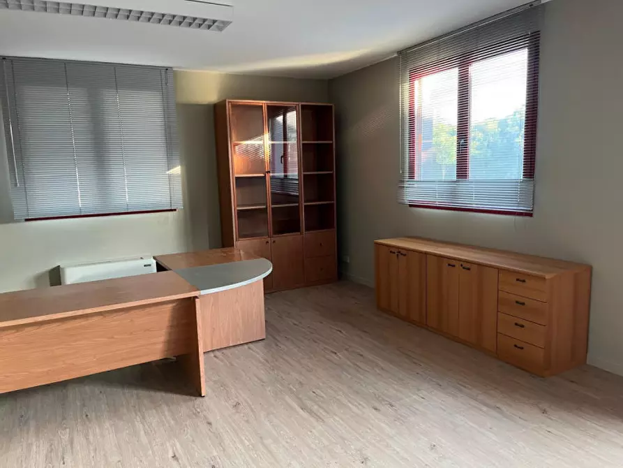 Immagine 1 di Ufficio in affitto  a Vigonza