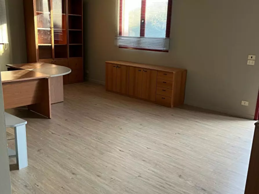 Immagine 4 di Ufficio in affitto  a Vigonza