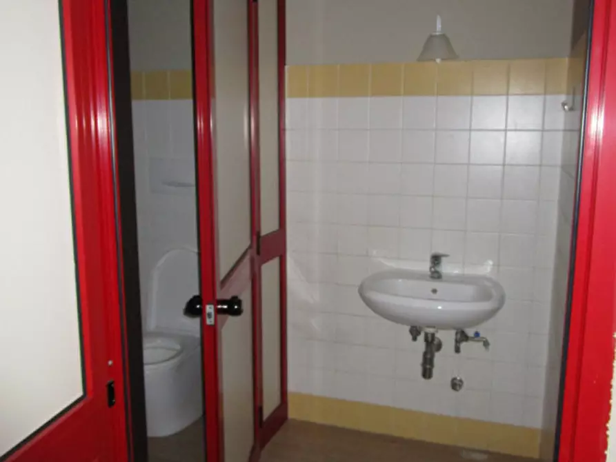 Immagine 18 di Ufficio in affitto  a Vigonza