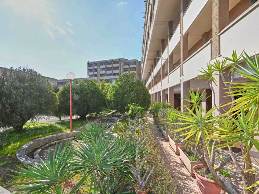 Immagine 1 di Appartamento in vendita  in Via Ducezio a Messina