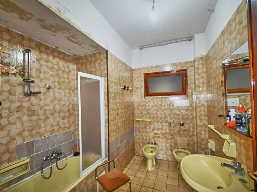 Immagine 8 di Appartamento in vendita  in Via Ducezio a Messina