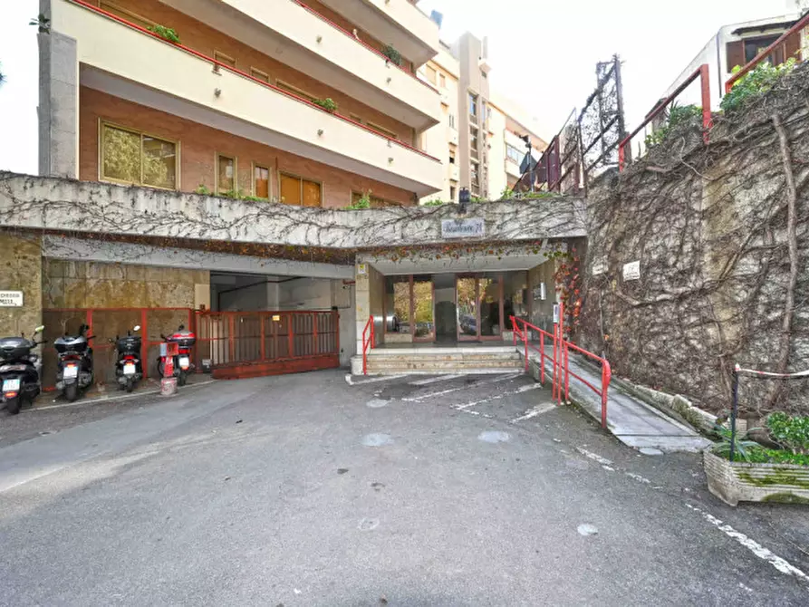 Immagine 11 di Appartamento in vendita  in Via Ducezio a Messina