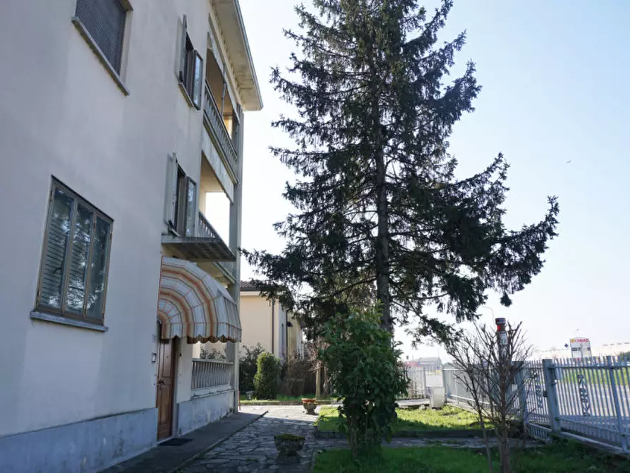 Immagine 4 di Appartamento in vendita  in Via Martiri della Libertà, 43 a Colorno