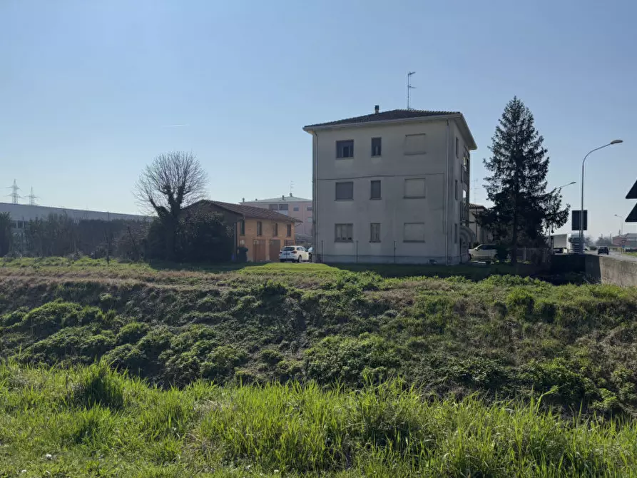 Immagine 55 di Appartamento in vendita  in Via Martiri della Libertà, 43 a Colorno