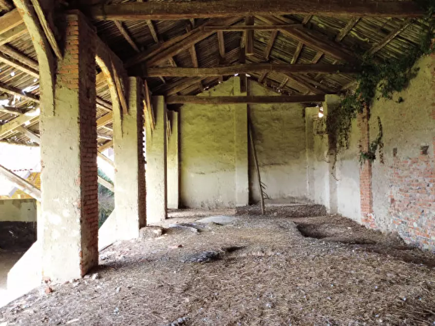 Immagine 27 di Rustico / casale in vendita  in Via Regina Margherita n. 6 a Villarboit