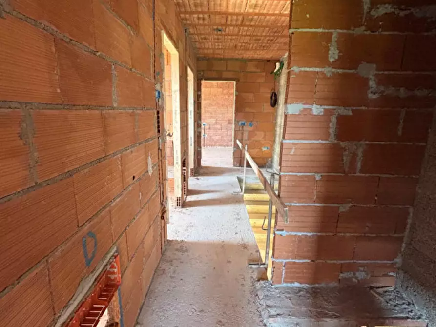 Immagine 15 di Casa trifamiliare in vendita  in PIAZZA LIBERAZIONE a Vo