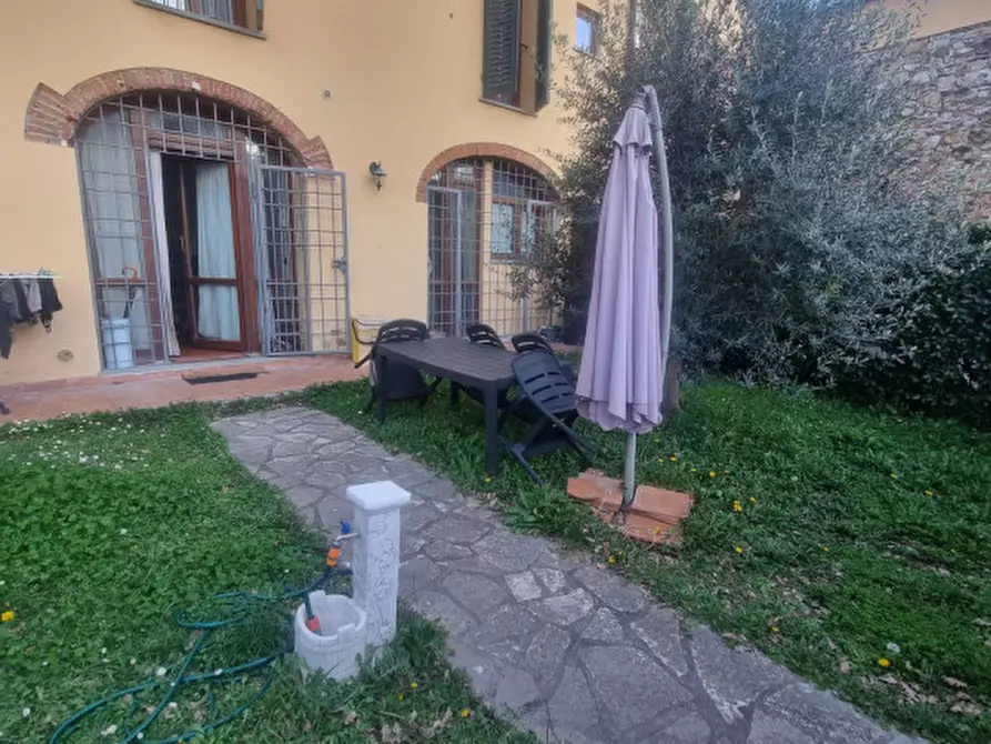 Immagine 15 di Appartamento in vendita  in VIA CHIANTIGIANA PER IL FERRONE a Impruneta