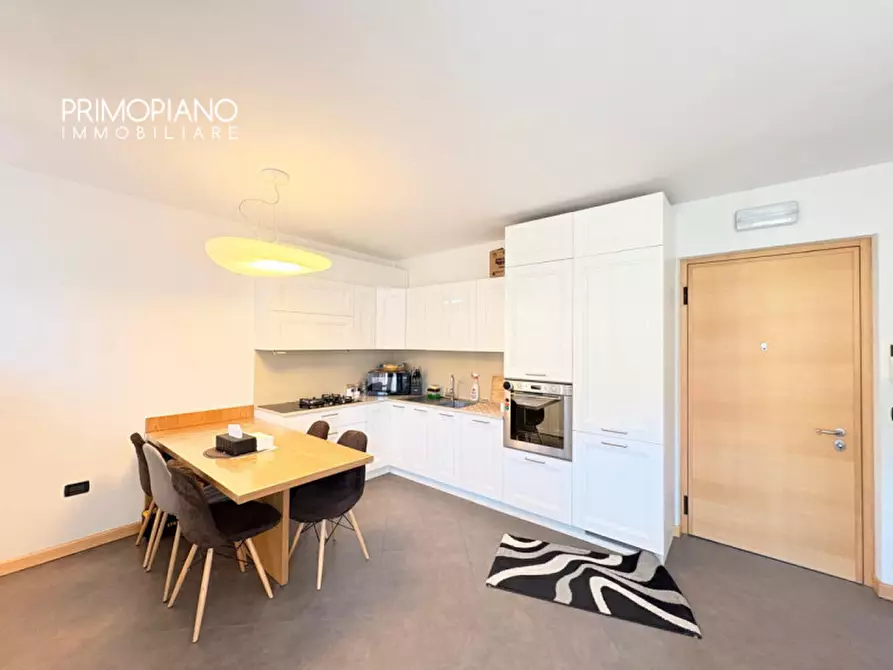 Immagine 2 di Appartamento in vendita  in Piazza Mercato a Comano Terme